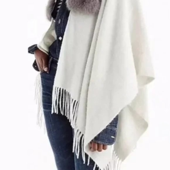 NWT-ONE SIZE-J.Crew Faux-shearling poncho - HTHR DUSK GREY - Picture 2 of 2